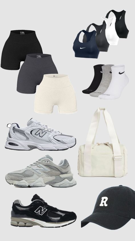 Gym Gym Back, Gym Bag Essentials, Fitness Wear Outfits, Gym Essentials, Fitness Gear, Fitness Wear, Bag Essentials, Exercise Tips, Essential Bag