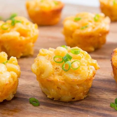 Mac and Cheese Bites - Easy to Make in Mini Muffin Pan Cups! #macandcheese #party #appetizer #recipe #easy Mini Mac And Cheese Cups, Mini Mac And Cheese, Mini Food Appetizers, Mac And Cheese Cups, Cheese Cups, Mac And Cheese Bites, Mini Appetizers, Easy Holiday Recipes, Mini Mac