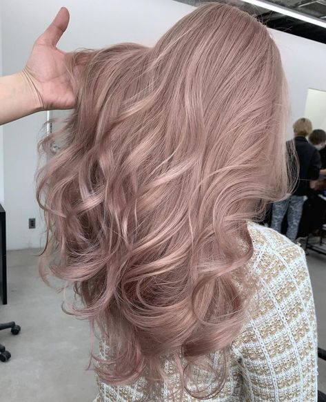 Silver With Shadow Root, Rose Milk Tea Hair Color, Dusty Hair Color, Ash Pink Hair Color, Ash Pink Hair, Pink Ash Hair, Mushroom Hair Color, Beige Hair Color, Dusty Pink Hair