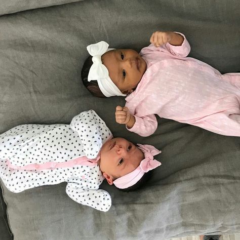 Twin Baby Girls Black, Black Twin Babies, Shifting Claims, Newborn Black Babies, Black Motherhood, Twin Baby Girls, Cute Black Babies