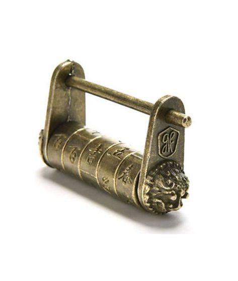 Chinese Vintage Brass Carved Word Lock Get yours at here Luxenmart > https://luxenmart.com/product/chinese-vintage-brass-carved-word-lock/?feed_id=45534&_unique_id=63b75f4bb9b29 This unique design will display your uni... Locker Locks, Old Trunks, Locks And Keys, Under Lock And Key, Lock Jewelry, Old Keys, Chinese Vintage, Skeleton Keys, Antique Keys