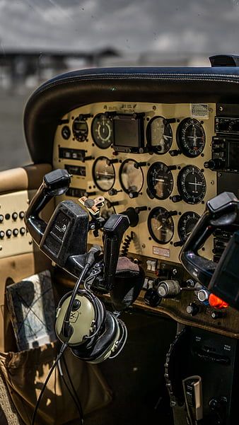 Cockpit Wallpaper, Cessna Cockpit, Vintage Aeroplane, Ipad Wallpaper Hd, Mobile Wallpaper Android, Airplane Wallpaper, Old Planes, Iphone 2g, Indian Flag