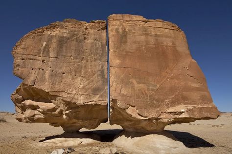 Weathering And Erosion, Ancient Technology, Archaeological Discoveries, Standing Stone, Ufo Sighting, Ancient Mysteries, المملكة العربية السعودية, Ancient Aliens, Ancient Architecture