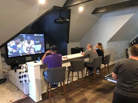 Man Cave Bonus Room Above Garage, Convert Garage To Game Room, Bonus Room Above Garage Man Caves, Bonus Room Game Room, Basement Video Game Room Ideas, Basement Gaming Setup, Game Room Attic, Game And Movie Room Ideas, Upstairs Loft Ideas Bonus Rooms