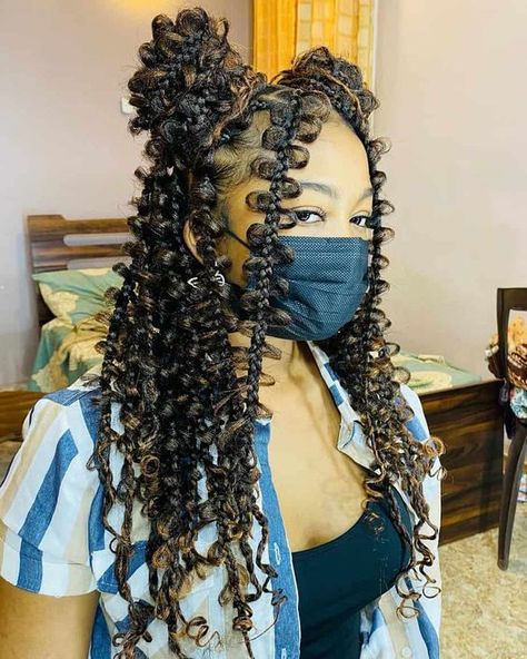 Butterfly Hair Style Girl, Peekaboo Butterfly Braids, Butterfly Hairstyles Braids, Butterfly Braids Short, Butterfly Braid Styles, Types Of Twist Braids, Butterfly Box Braids For Black Women, Buterfluffy Braids, Types Of Braids Hairstyles Black