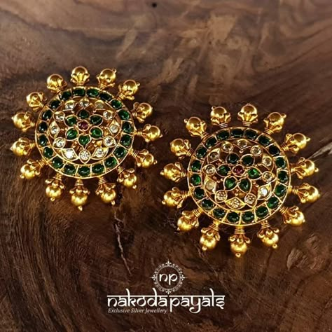 Pure Silver With Gold Polish Big Studs From Nakoda Payals ~ South India Jewels Mopu Designs Gold Antique, Silver Jewelry With Gold Polish, Gold Big Rings, Studs Earrings Gold India For Women, Big Studs Earrings Indian, Studs Earrings Gold India, Big Gold Earrings, Nakoda Payals, Studs Earrings Gold