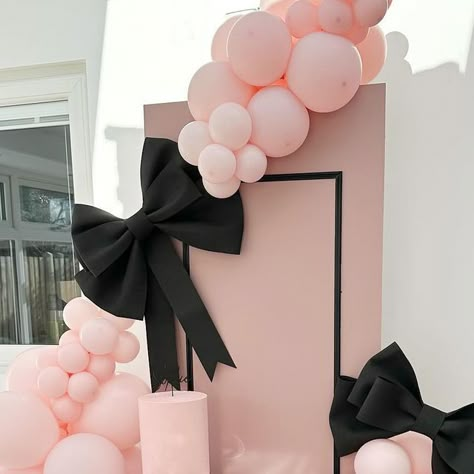 Designer Party Decorations, Bow Themed 2nd Birthday Party, Bows Party Decorations, Bow Themed Birthday Party Decor, Bows And Pearls Birthday Theme, Bow Party Ideas, Bow Party Decorations, Bows Birthday Party Ideas, Pink And Black Party Theme