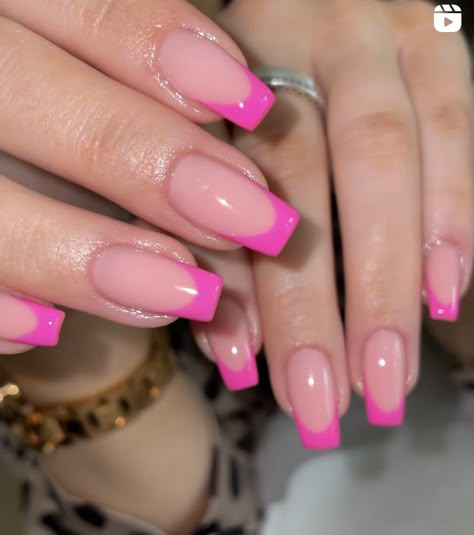 Back To School Nail Inspo Square, Fushia Nails Ideas, Square Pink French Tip Nails, Nails Square Pink French, French Tip Nails Square Long, Neon Pink French Nails, Pink French Tip Square, Letnji Nokti, Dark Pink French Tip Nails