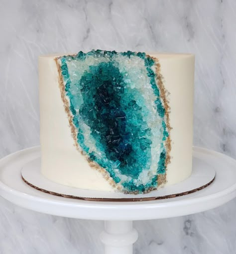 Crystal Cakes, Geode Cakes, Strawberry Cream Cheese Filling, Unique Cake Designs, Shamrock Shake, Geode Cake, Cream Cheese Buttercream, Crystal Cake, Strawberry Cream Cheese