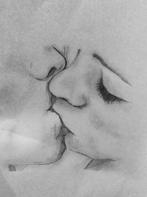 Sketches To Gift Boyfriend, Two Kissing Lips Drawing, Free Hand Design Drawing, Kiss Sketch Drawings, Couple Pose Sketch, Couple Pencil Drawings, Two People Kissing Drawing, Romantic Sketches Couple, Romantic Drawings Of Couples Love