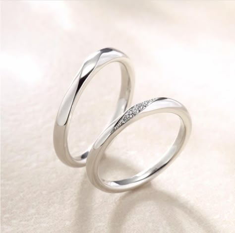 Platinum Rings Women Simple, Simple Platinum Wedding Band, Platinum Bands Couple, Platinum Couple Rings Engagement, Rings For Boyfriend, Female Wedding Rings, Wedding Rings Sets His, Matching Promise Rings, Wedding Rings Sets His And Hers