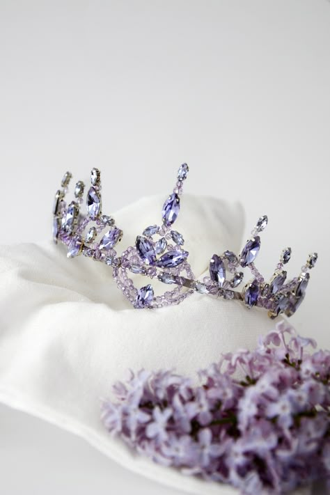 Purple Princess Crown, Purple Tiara Aesthetic, Purple Crown Aesthetic, Purple Ballet Aesthetic, Lilac Fairy Ballet, Aesthetic Crowns, Lilac Crown, Purple Crowns, Purple Tiara