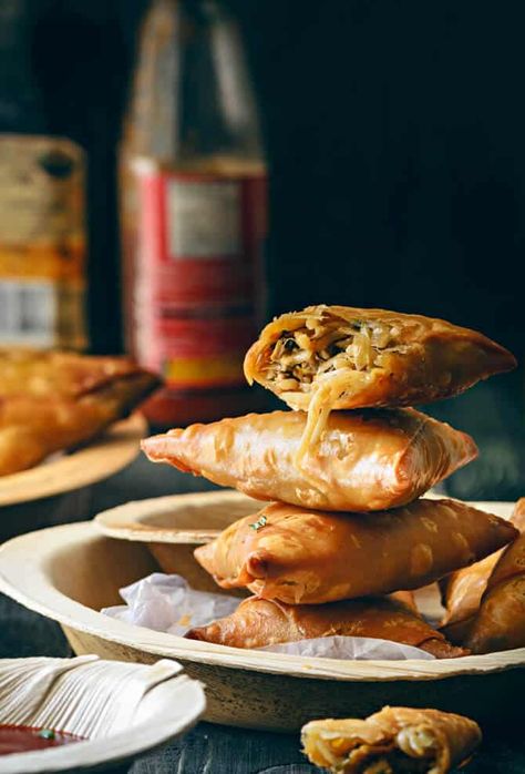 Chinese Samosa With Chicken And Noodles | Chinese Recipes Samosas Recipe, Chai Time, Vegetable Samosa, Fried Snacks, Indian Food Photography, Chicken And Noodles, Samosa Recipe, Chinese Food Recipes, Chinese Chicken