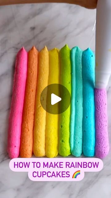 Rainbow Icing How To Make, Rainbow Icing Cupcakes, Rainbow Icing Cake, Rainbow Frosting Cake, Rainbow Cupcakes Frosting, Rainbow Cupcakes Ideas, Diy Rainbow Cake, Rainbow Icing, Rainbow Baking