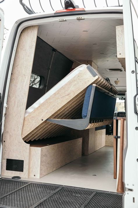 Van Life Design, Bus Camper Ideas, Osb Cabinets, Van Life Bed, Campervan Bed Ideas, Van Bed Ideas, Van Build Ideas, Diy Camper Van, Van Bed