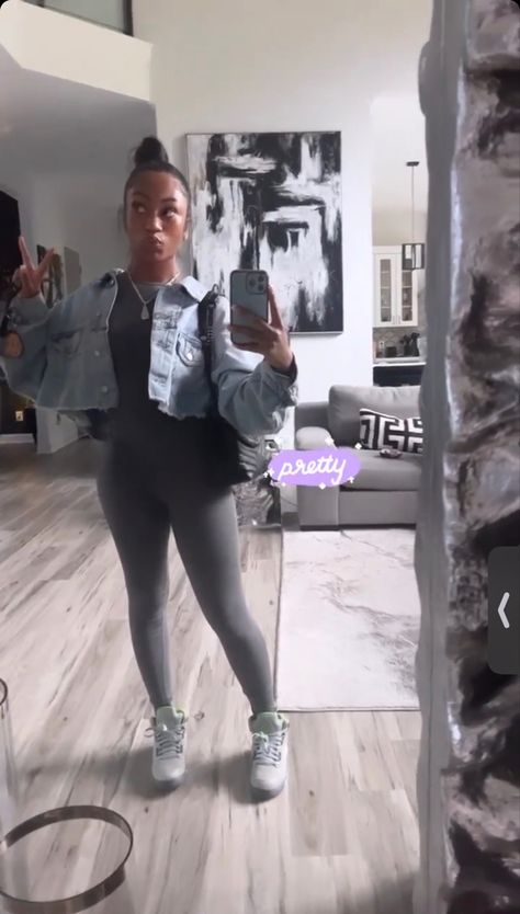 Grey Jumpsuit Outfit Baddie, Grey Bodysuit Outfit Black Women, Jean Jacket Outfits Black Women, Back To School Outfits Black Women, Gray Jumpsuit Outfit, Grey Jacket Outfit, Blue Jean Jacket Outfits, Jumpsuit Outfit Black, Cute Chill Outfits