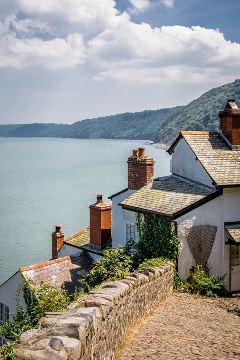 Clovelly Devon, Cerulean Sea, English Cottages, Cottage By The Sea, Seaside Village, Devon England, Seaside Cottage, Watercolour Inspiration, North Devon