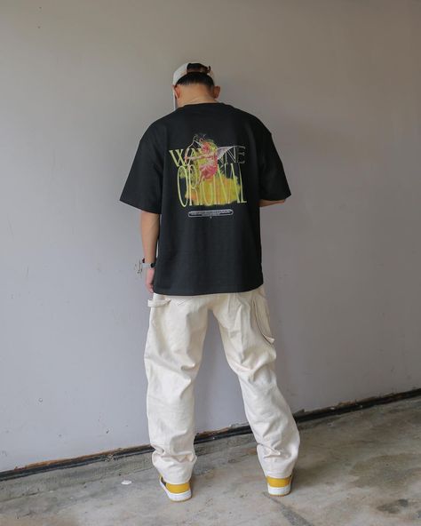 Hai Trinh (@haikettua_atl) | Instagram Summer Fits Streetwear, Pants For Man, Tee Shirt Outfit, White Cargo Pants, Fits Streetwear, Instagram Graphic, Man Black, Summer Fits, Anime Shirt