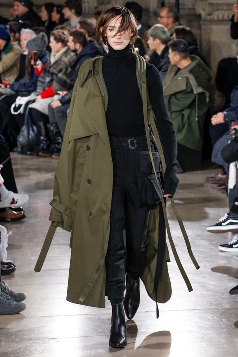 Juun.J Fall/Winter 2017 Juun J, Star Wars Fashion, Lovely Clothes, Mens Winter Fashion, Mode Inspo, 가을 패션, Military Style, Vogue Paris, Looks Style