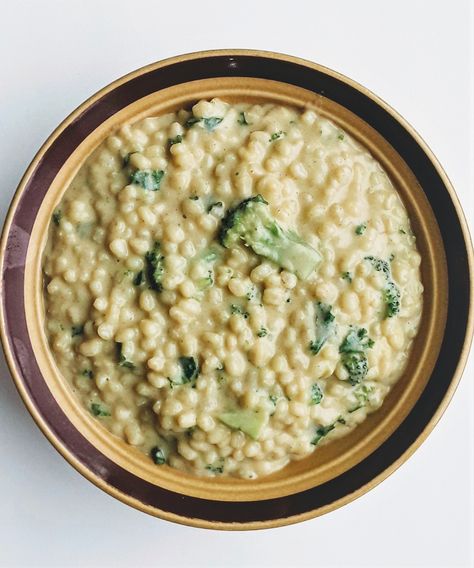 Barley Dinner Recipe, Barley Risotto Recipe, Creamy Broccoli Risotto, Instant Pot Barley Risotto, Vegetarian Barley Recipe, Creamy Barley Risotto, Vegan Cheesy Broccoli Rice, Cheesy Broccoli Rice, Barley Risotto