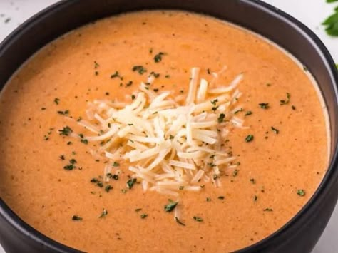 Tomato Parmesan Bisque Soup, Tomato Parmesan Soup, Tomato Soup Creamy, Tomatoe Soup, Chicken Mushroom Casserole, Tomato Parmesan, Leftover Turkey Casserole, Slow Cooker Italian, Parmesan Soup