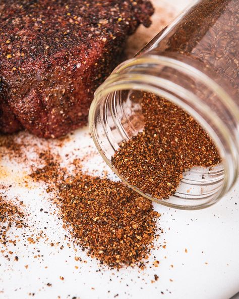 Coffee Dry Rub Recipe, Coffee Rub Recipe, Brisket Dry Rub, Homemade Meat Rub, Coffee Rubbed Steak, Bbq Rub Recipe, Brisket Rub, Coffee Rub, Dry Rub Recipes