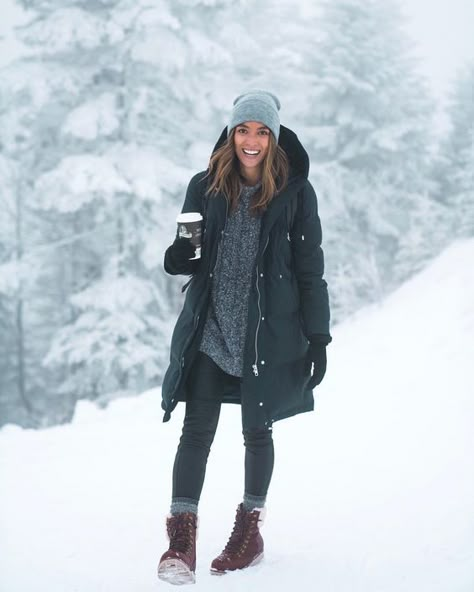 Snow Outfits, Winter Outfits Snow, Look Boho Chic, Snow Outfit, Winter Outfits Cold, Cute Winter Outfits, Outfit Trends, Winter Outfits For Work, Popular Outfits