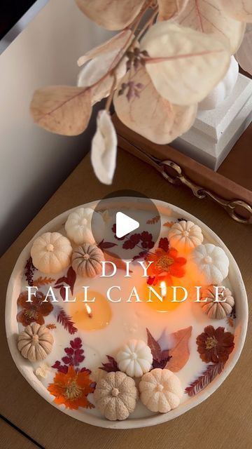 Homemade Fall Candles Diy, Pumpkin Candles Diy, Diy Candle Bowl, Fall Candle Making, Autumn Candles Diy, How To Make Candles Diy, Fall Candle Diy, Fall Diy Candles, Dough Bowl Candles Diy