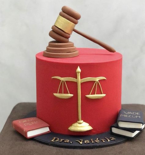 Lawyer Cake, School Cakes, Law Graduation, Graduation Cake Designs, Cupcakes Design, Graduation Party Cake, School Cake, Law School Graduation, Graduation Party Planning