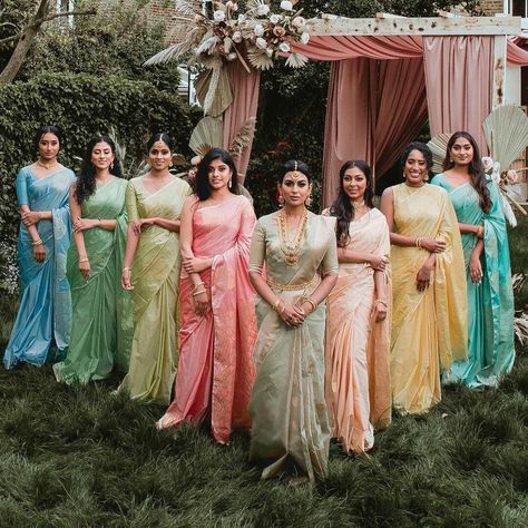 Pastel Saree Bridesmaids, Marriage Dress Code For Cousins Kerala, Bridesmaids Sarees Indian, Tamil Wedding Bridesmaid, Hindu Wedding Bridesmaids, Saree Group Poses, Tamil Bridesmaid, Pastel Colour Dresses, South Indian Bridesmaids Outfits