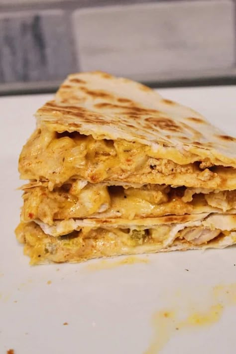 Taco Bell Chicken Quesadilla (with Taco Bell Quesadilla Sauce) Taco Bell Chicken Quesadilla Sauce, Cookout Chicken Quesadilla Copycat, Tacobell Quesadilla Recipes, Copycat Taco Bell Chicken Quesadilla, Chicken Casadia Recipe, Copycat Taco Bell Quesadilla Sauce, Rotisserie Chicken Quesadilla, Quesadilla Recipes Chicken, Taco Bell Chicken Quesadilla Recipe