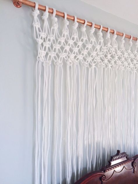 12 DIY Macramé Curtains Patterns | Macrame Door Curtain Macrame Curtain Pattern, Macrame Curtain Diy, Fly Curtain, Door Curtains Diy, Macrame Window, Diy Valance, Valance Patterns, Beads Curtain, Macrame Door