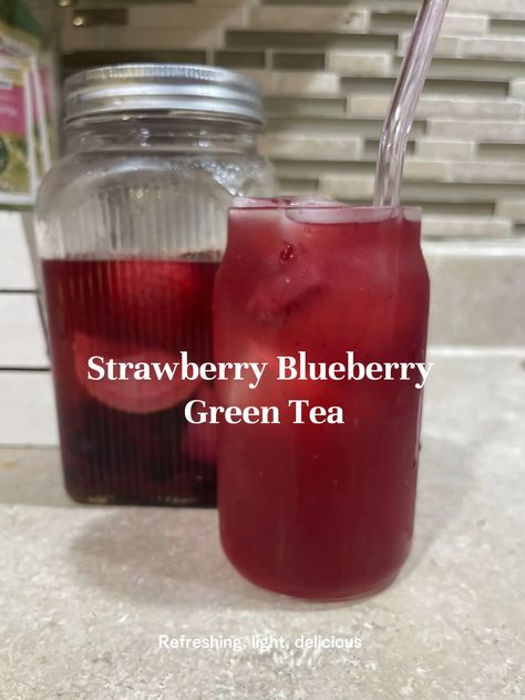 🍓🫐 Strawberry Blueberry Green Tea 🍵 | Video published by Shaneen | Lemon8 Blueberry Iced Tea, Flavored Green Tea Recipes, Alkaline Drinks, Tea Recipes Homemade, Tea Video, Starbucks Green Tea, Blueberry Green Tea, Green Tea Cream, Iced Tea Recipes Homemade