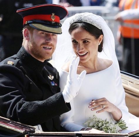 meghan and harry Prince William Wedding, Principe William Y Kate, Meghan Wedding, Harry And Meghan Wedding, Princ Harry, Meghan Markle Wedding Dress, Herzogin Von Cambridge, Harry Wedding, Prince Harry Et Meghan