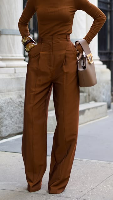 Brown With A Pop Of Color Outfit, 2023 Fashion Trends For Work, Autumn Pants Outfit, Brown Color Block Outfit, Rust Monochromatic Outfit, Fall Monochromatic Nails, Chocolate Monochrome Outfit, Monochromatic Outfit Burgundy, Fall Monochromatic Outfits