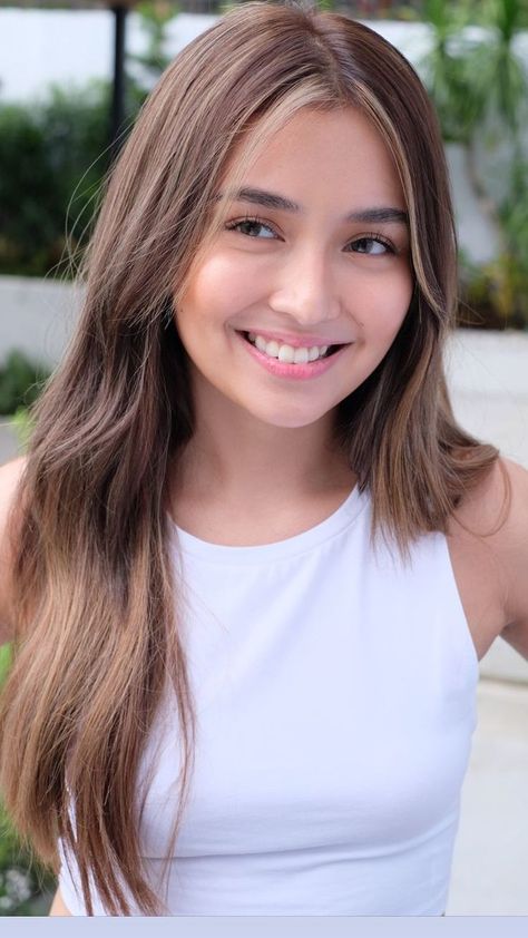 Barbie Slay, Kathryn Bernardo Hairstyle, Hair Color For Morena Skin, Hair Color For Tan Skin, Slay Aesthetic, Hair Color For Morena, Filipino Hair, Girl Hair Colors, Brown Hair Looks