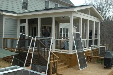 screened in porch ideas | ... porch is smaller. We don't want a knee wall. Will use Ezebreeze vinyl Screened In Porch Ideas, Screened In Porch Diy, Porch Kits, Screened Porch Designs, Screened Porches, Screened In Deck, Balkon Decor, Porch Plans, Building A Porch