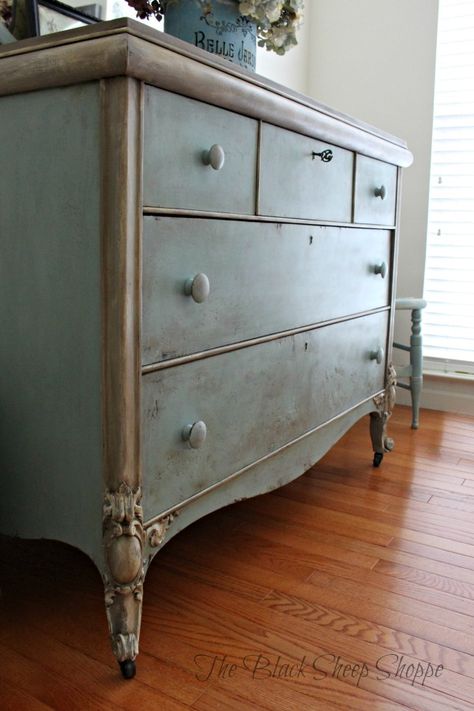 Duck Egg Blue chalk paint. Painted Bedroom Furniture Ideas, Chalk Paint Colors Furniture, Chalk Paint Bedroom Furniture, Duck Egg Blue Furniture, Duck Egg Blue Chalk Paint, Annie Sloan Duck Egg Blue, Painted Bedroom, Blue Painted Furniture, Blue Chalk Paint