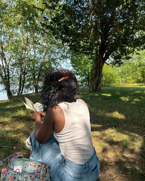 I really love peace these days🕊️ #girlswhoread #lakelife Black Women Peace Aesthetic, Peace Of Mind Black Woman, At Peace Pictures, Self-love Aesthetic Pics Black Women, Peace Girl Aesthetic, Peaceful Life Vision Board, Vision Board Pics Black Woman, Peace And Happiness Aesthetic, Vision Board Peace Of Mind