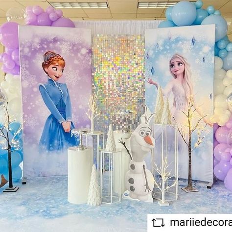 Frozen Party Decorations Backdrops, Frozen Themed Birthday Party Decoration, Frozen Decoration Ideas, Frozen Birthday Decor, Frozen Party Backdrop, Frozen Theme Party Decorations, Frozen Birthday Party Food, Frozen Backdrop, Frozen Birthday Decorations