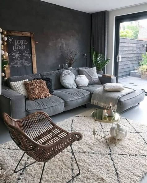 Casual Living Room Design, At Home Furniture Store, Paint Colors For Living Room, Living Room Colors, Living Room Grey, Living Room Paint, Black Walls, Apartment Living Room, Minimalist Living Room