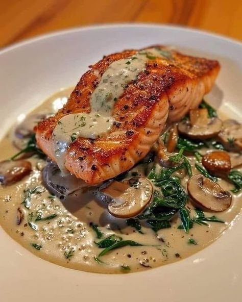 Pan Seared Salmon With Creamy Florentine Sauce, Florentine Sauce, Creamy Salmon, Gordon Ramsay Recipe, Main Entrees, Salmon And Shrimp, Foodie Art, Pan Seared Salmon, Seared Salmon