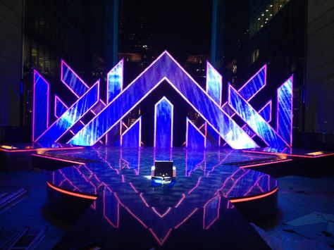 Diamond Stage Design, Stage Graphic Design, Concert Stage Design Ideas, Modern Stage Design, Concert Stage Set Design, Led Stage Design, Stage Design Ideas Creative, Stage Lighting Design, Stage Ideas