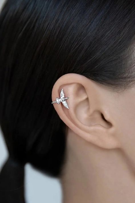 Discover elegance with Bird-Shaped 925 Sterling Silver Single Cuff Earring in Sterling Silver at LOVCIA. ✨ Perfect for every occasion. Shop now at https://lovcia.com/products/bird-shaped-925-sterling-silver-single-cuff-earring . Explore more at https://lovcia.com . #Bestseller #Lovcia #LovciaJewelry #SterlingSilverEarrings #FashionEarrings #Earrings #EarringsForWomen #Women'sEarrings #EarringsForGirls #EarringsStyle #StylishEarrings #TrendyEarrings #GiftsForHer #GiftsForWomen #ElegantJewelry Silver Earring Cuff, Cuff Earring, Earring Silver, Brooch Necklace, Trendy Earrings, Ear Cuffs, Fashion Jewelry Earrings, Girls Jewelry, Cuff Earrings