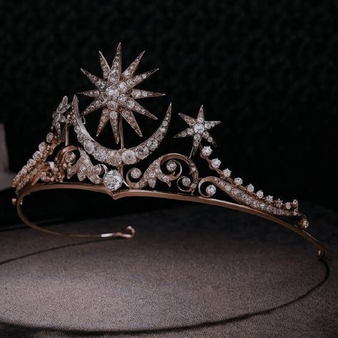 Princess Crown Aesthetic, Tiara Tattoo, Royalty Core, Crown Aesthetic, Royal Core, Tiara Ring, Royalty Aesthetic, Royal Aesthetic, Diamond Tiara