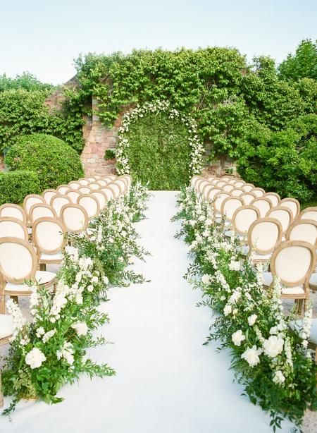 Delicate White Roses Inspired This Fairytale Wedding in the French Riviera Boda Mexicana, Bridal Guide, Wedding Venue Decorations, Wedding Ceremony Flowers, The French Riviera, Future Mrs, Ceremony Flowers, Aisle Decor, French Wedding