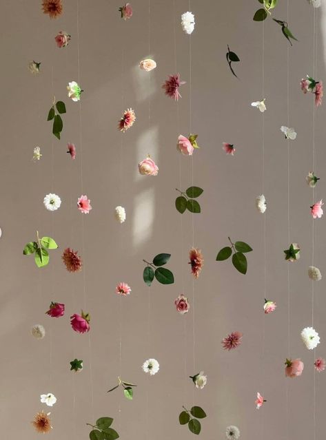 Floating Flower Wall, Hanging Flower Garland, Flower Baby Shower Theme, Bridal Room Decor, Paper Flower Backdrop Diy, Hanging Backdrop, Wedding Ceiling Decorations, Diy Flower Wall, Backdrop For Wedding