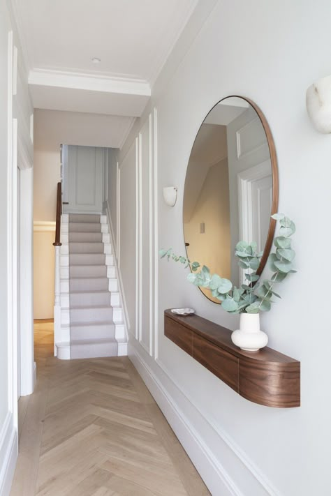 Small Entryway Hallway, Slim Corridor Ideas, Gold Mirror Hallway Entryway, Upstairs Hallway Corner Ideas, Hallway Inspo Entrance, Entryway Long Hallway, Pink Entrance Hall, Foyer Design Small Spaces, Small Front Foyer Ideas Entryway