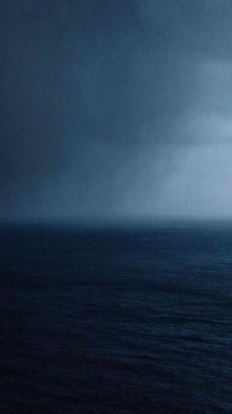 Dark Blue Sea Aesthetic, Obscure Wallpaper, Deep Sea Aesthetic Dark, Serene Pictures, Ocean Horror, Ethereal Dreamscape, Dark Nautical, Scary Ocean, Dark Beach