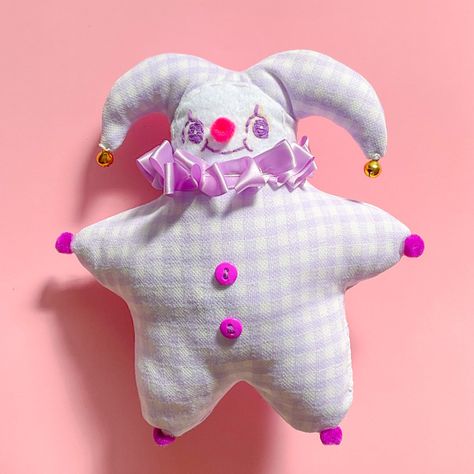 Clown Doll Pattern, Clown Diy Decorations, Cloth Clown Doll, Clown Doll Sewing Pattern, Clown Figurines Vintage, Clown Dolls Cute, Clown Plush Pattern, Diy Clown Doll, Clown Onesie